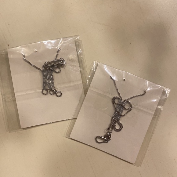 Necklace bundle - Picture 4 of 4